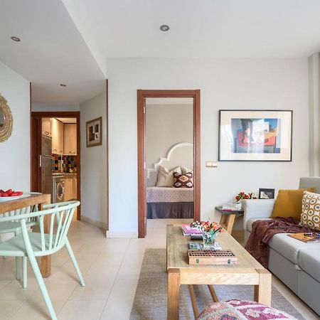 Apartamentos Suites Oficentro Malaga Ngoại thất bức ảnh