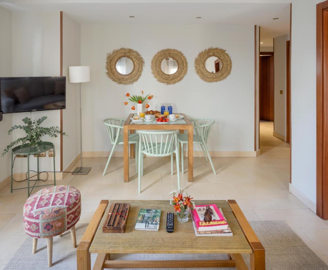 Apartamentos Suites Oficentro Malaga Ngoại thất bức ảnh
